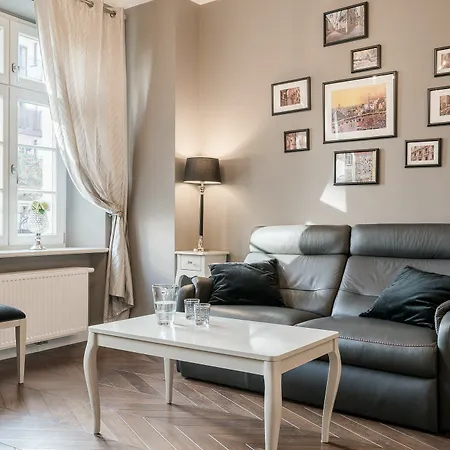 Rentplanet - Laciarska Apartment *